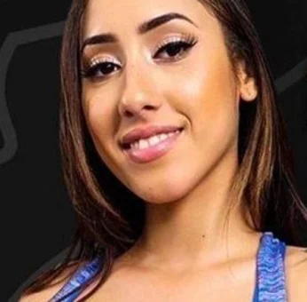 Who is Kira Perez? Height, Net Worth, Age, Career, Bio, Facts